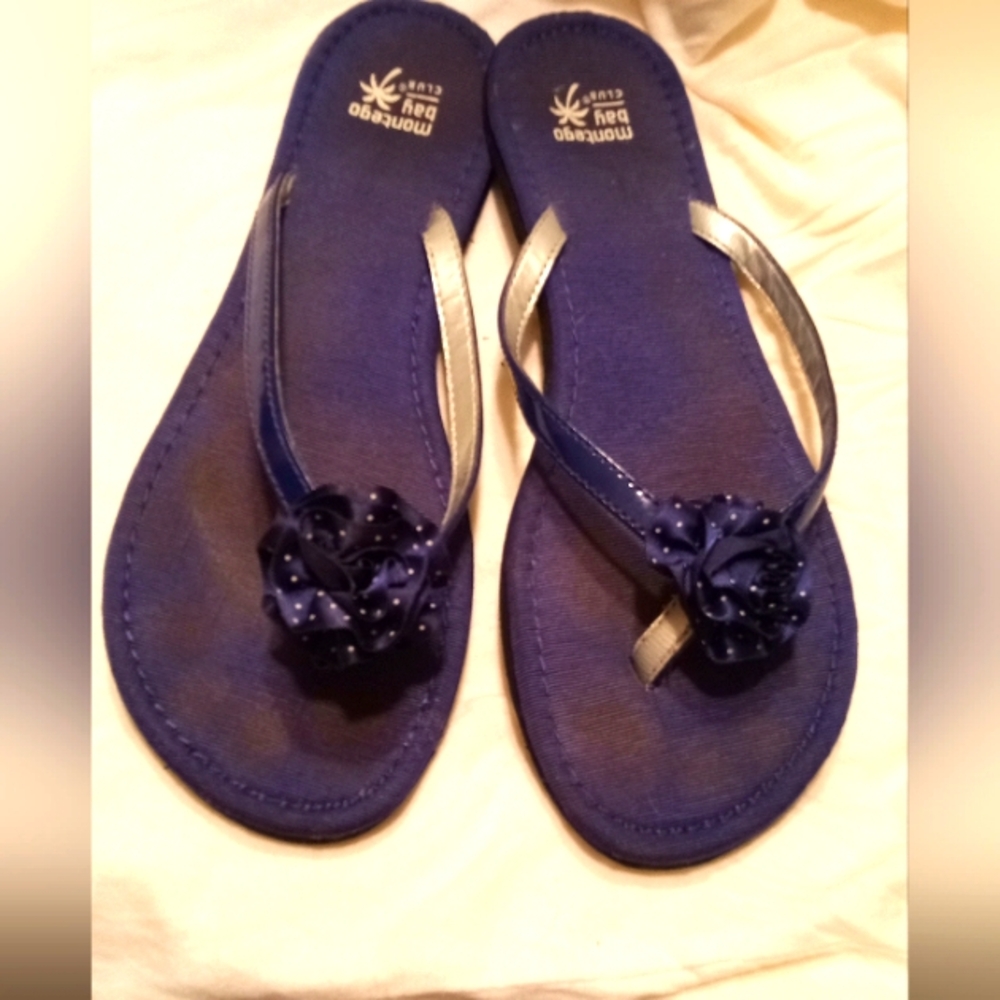 🛍BUNDLE ONLY🛍 MONTEGO BAY LADIES NAVY BLUE THONG SANDALS